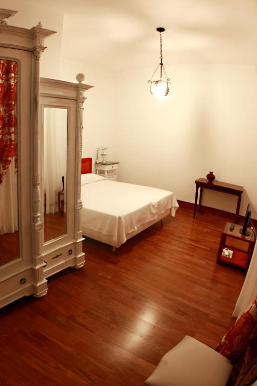 קליארי Bellezza Suites חדר תמונה