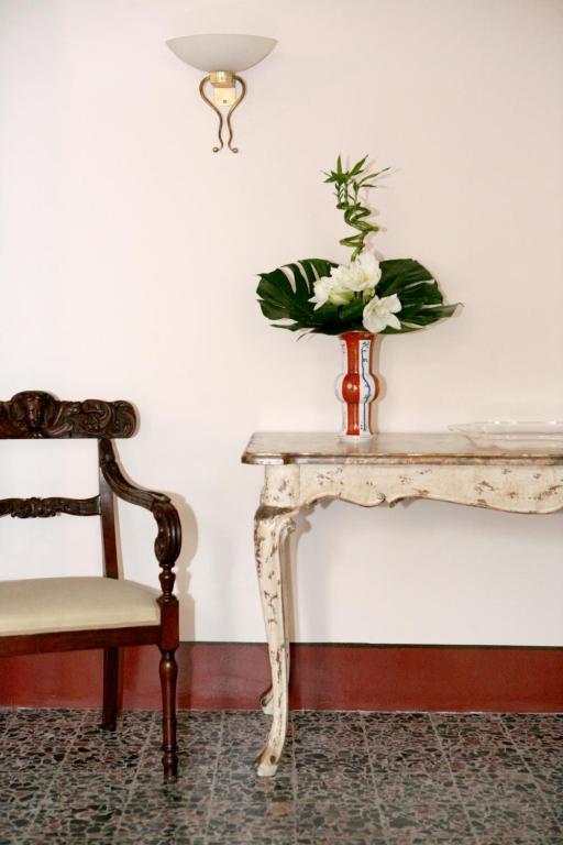 קליארי Bellezza Suites מראה חיצוני תמונה